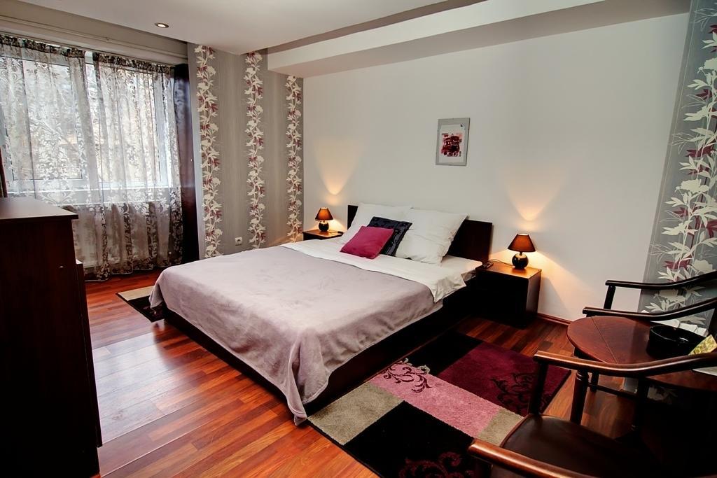 Pensiunea Studio Bacau Luaran gambar