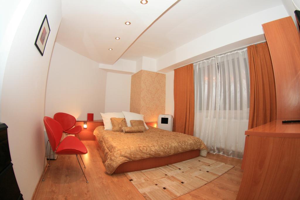 Pensiunea Studio Bacau Bilik gambar